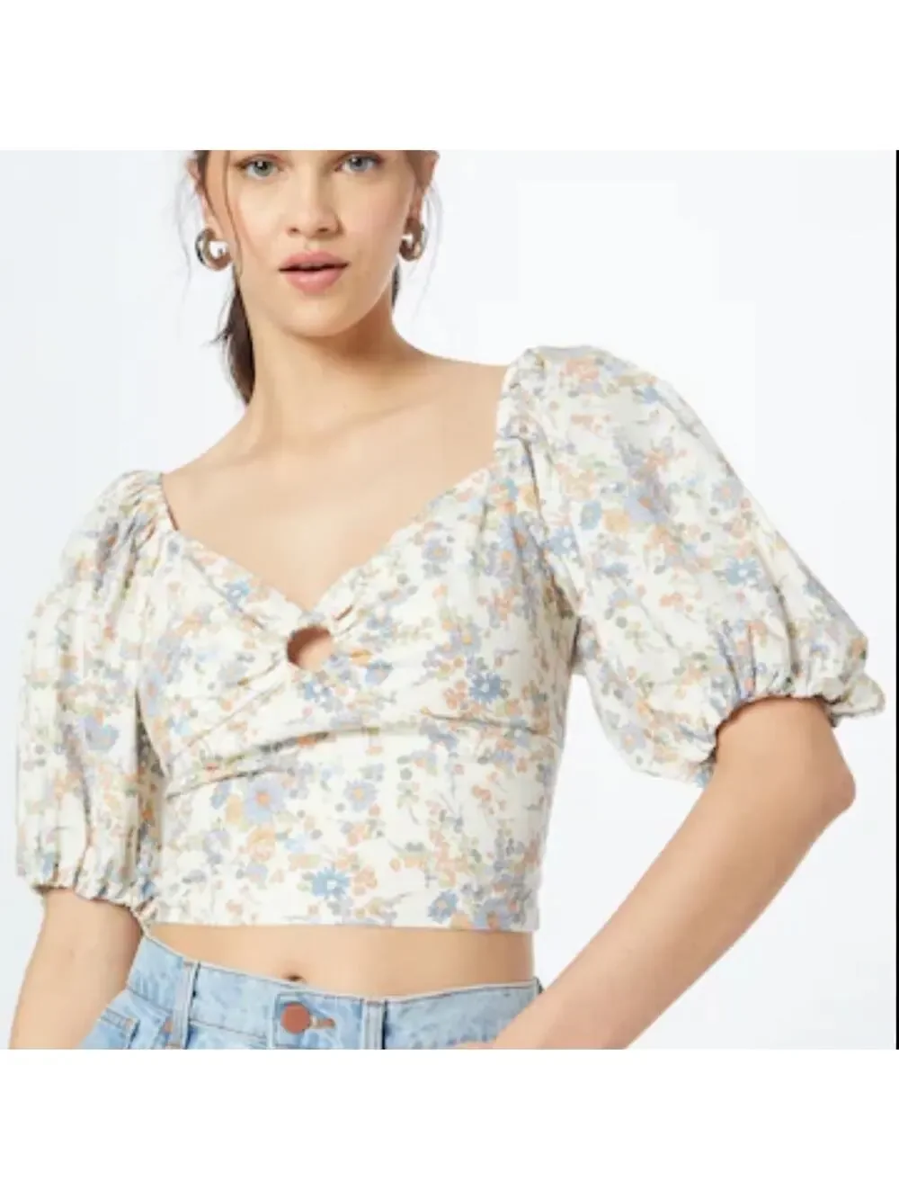 NWT Abercrombie &‎ Fitch floral puff sleeve crop top sz L